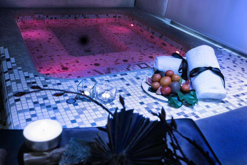 Unahotels Villa Dei Platani Фолиньо Стая снимка