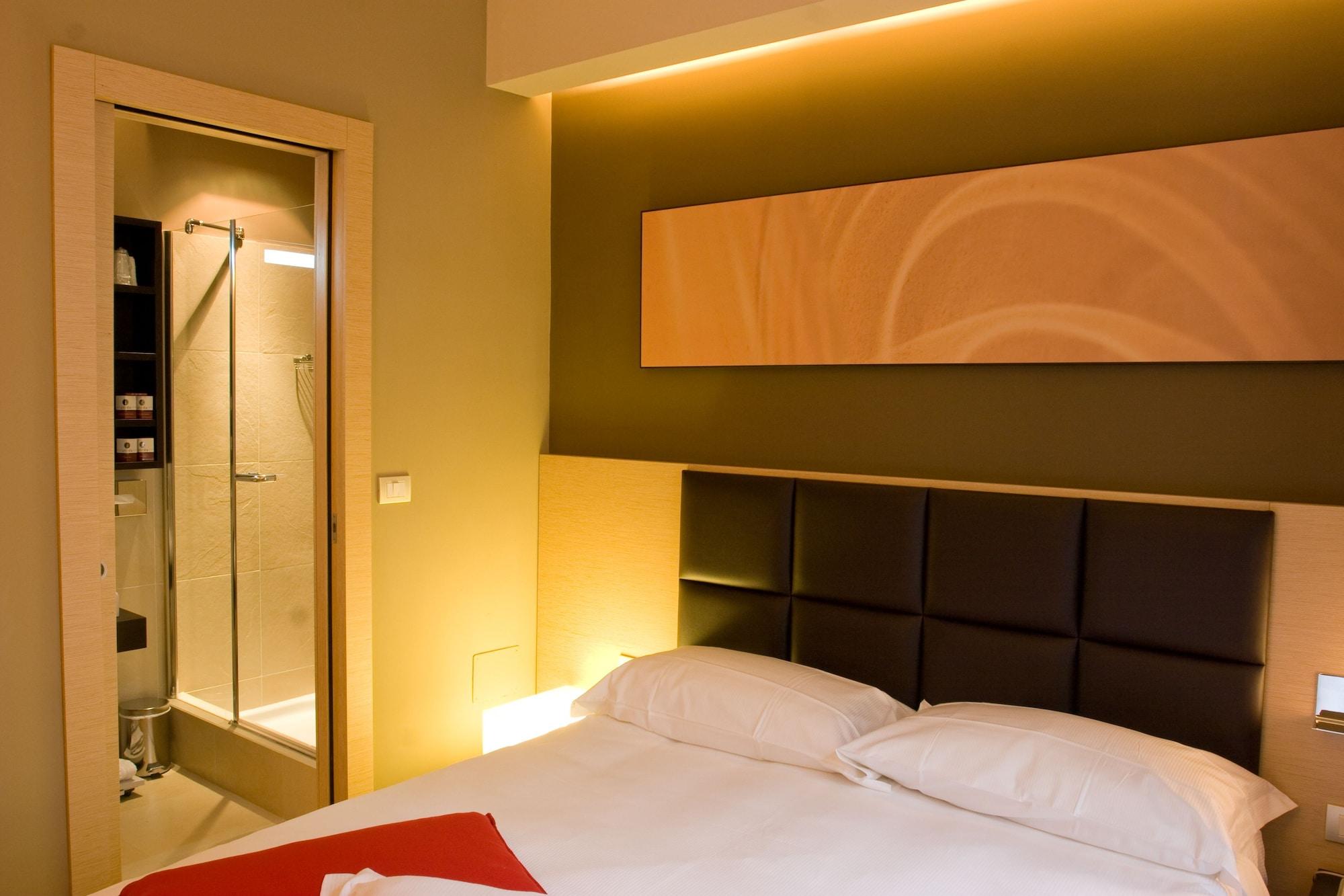 Unahotels Villa Dei Platani Фолиньо Екстериор снимка