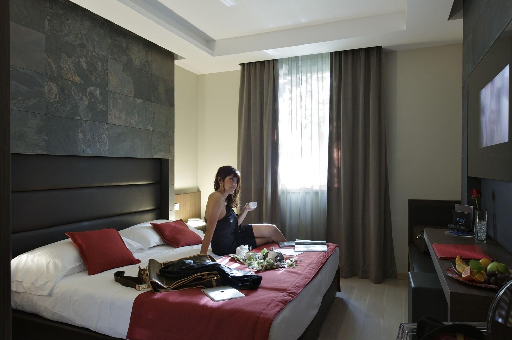 Unahotels Villa Dei Platani Фолиньо Екстериор снимка