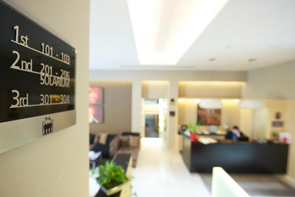 Unahotels Villa Dei Platani Фолиньо Екстериор снимка