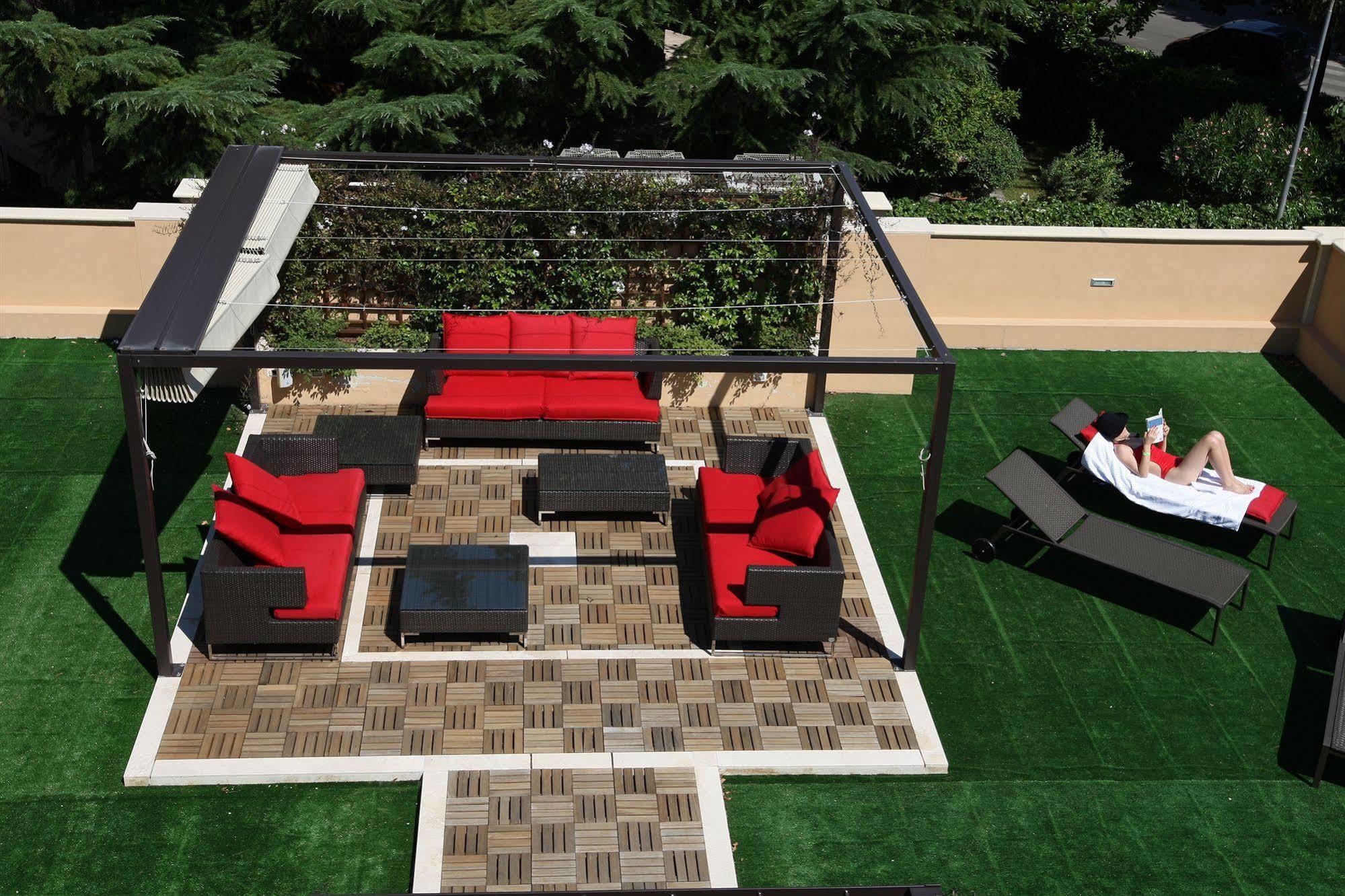 Unahotels Villa Dei Platani Фолиньо Екстериор снимка